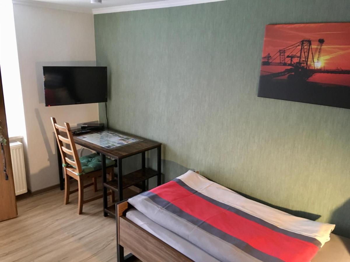 Gasthaus Stuckatz Dollenchen Екстериор снимка