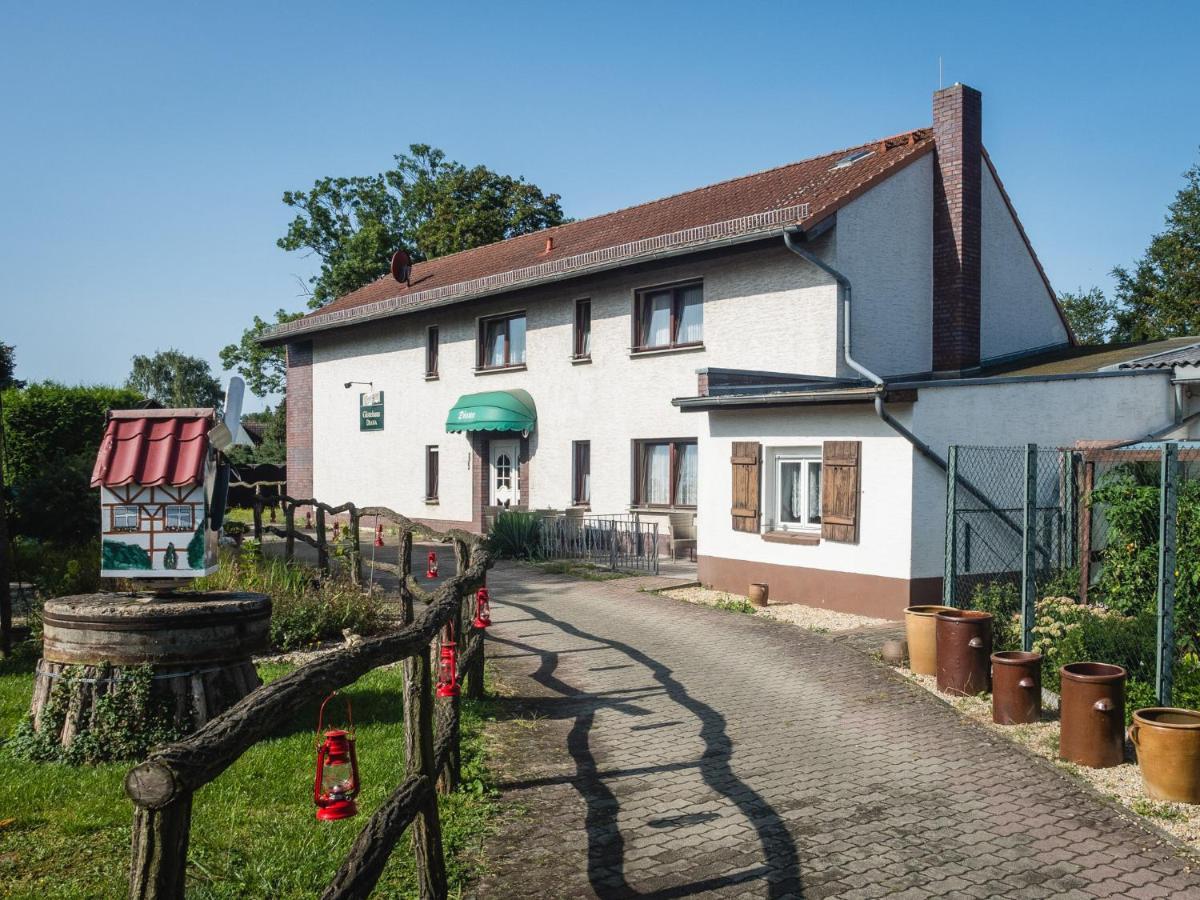 Gasthaus Stuckatz Dollenchen Екстериор снимка